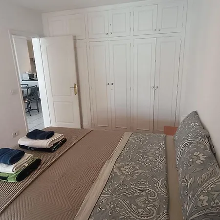 Americas, 2 Bedrooms With Pool *